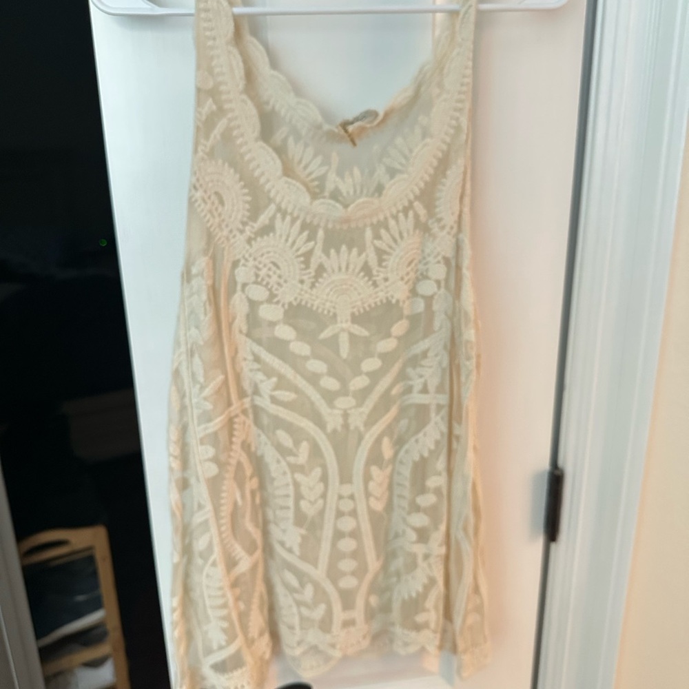 Elegant Cream Lace Sleeveless Tank Top
